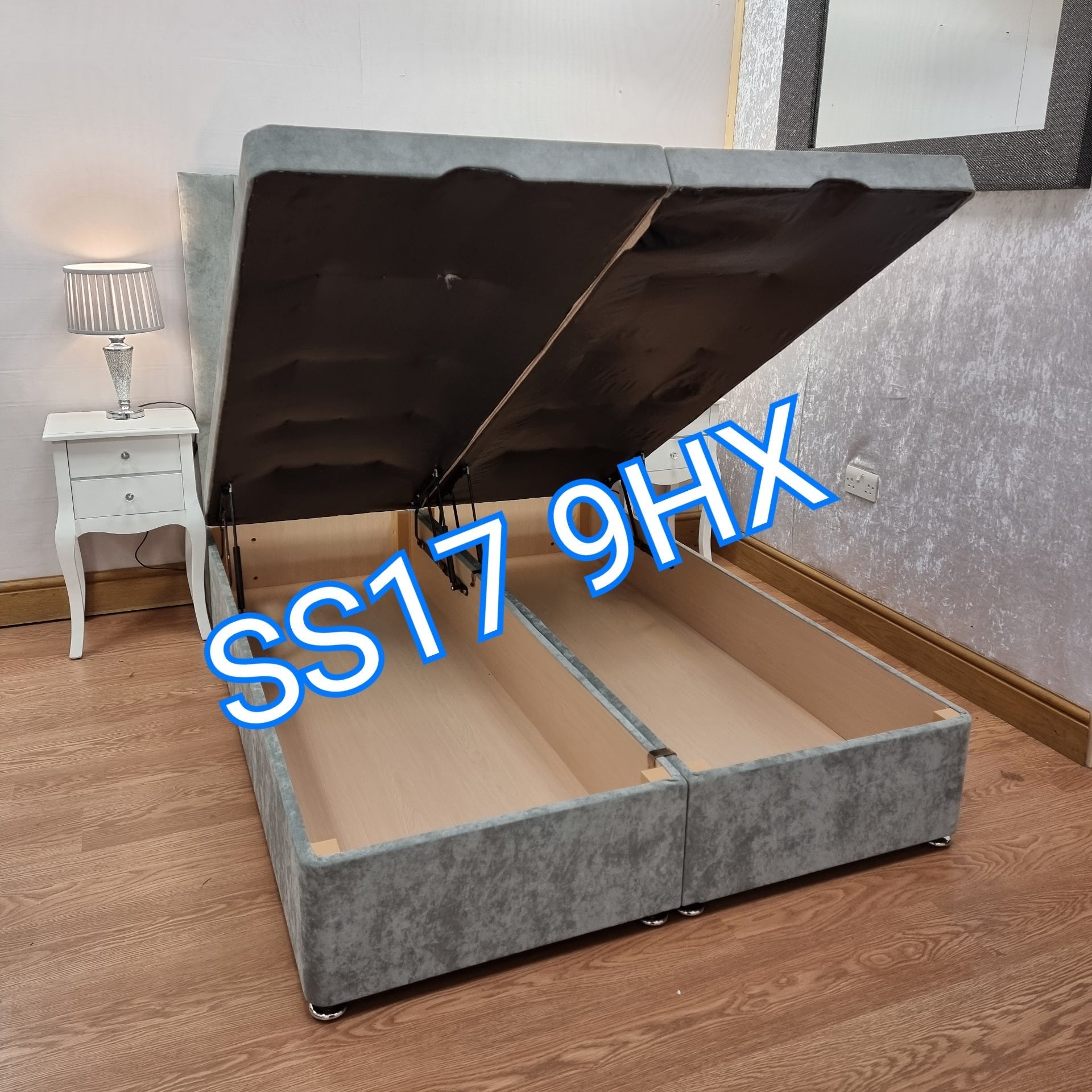 Essex double store storage ottoman